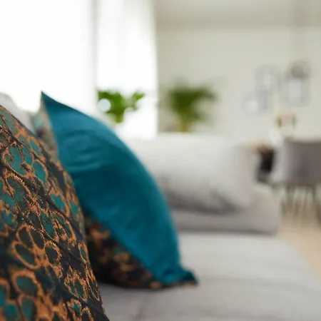 Lägenhet Ajko Homes - Design - Parkplatz - Balkon - Netflix - 6 Pers *